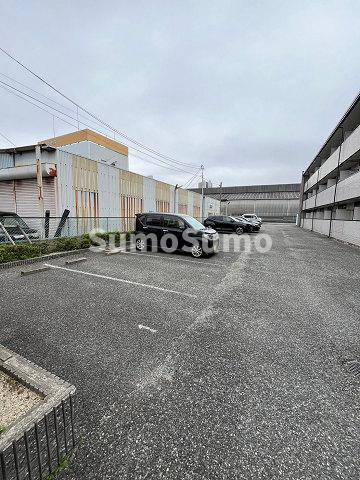 レオパレスサンブライトの駐車場|駐車場です