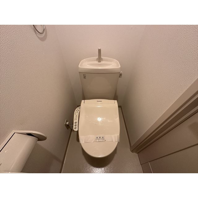 フローレンス和白駅前のトイレ