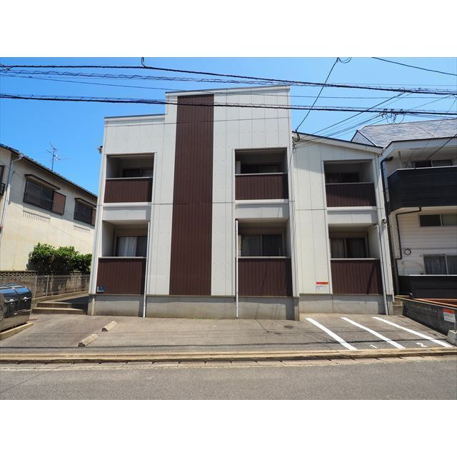 フローレンス和白駅前の外観