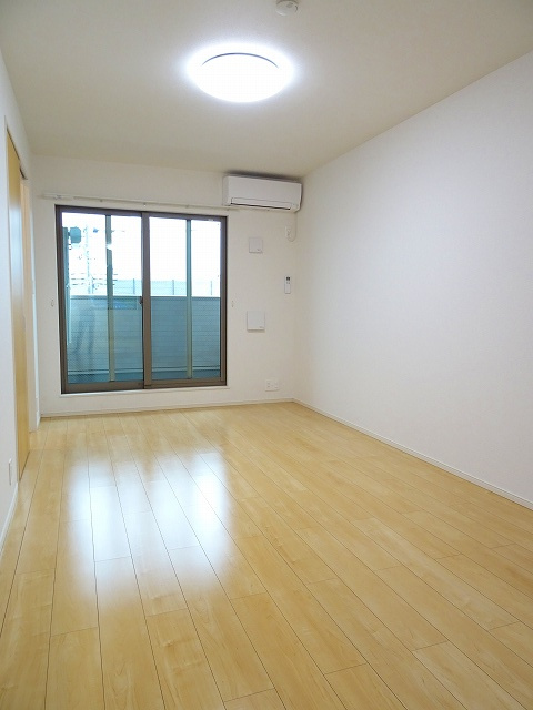 グレイスメゾンの居間・リビング