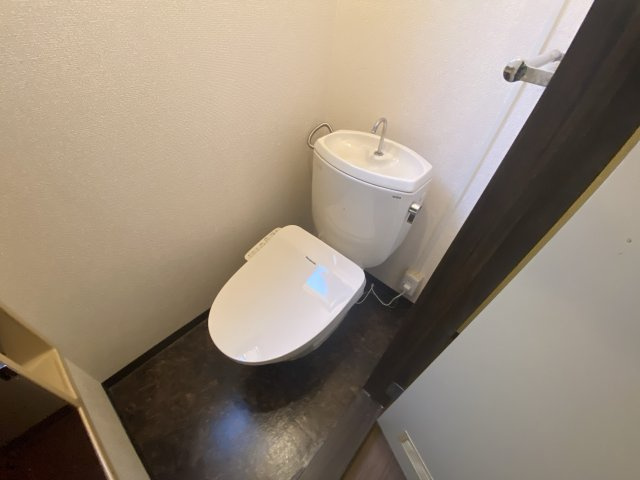 英賀保ハイツ３のトイレ