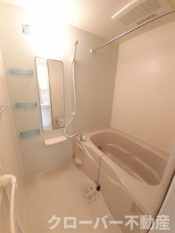 レガシーガーデンⅣ　Ｂの浴室