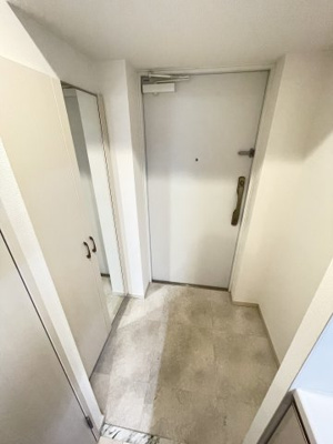 【玄関】 | スプランディッド神戸北野