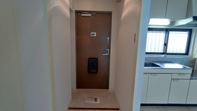 メゾンエトワールの玄関