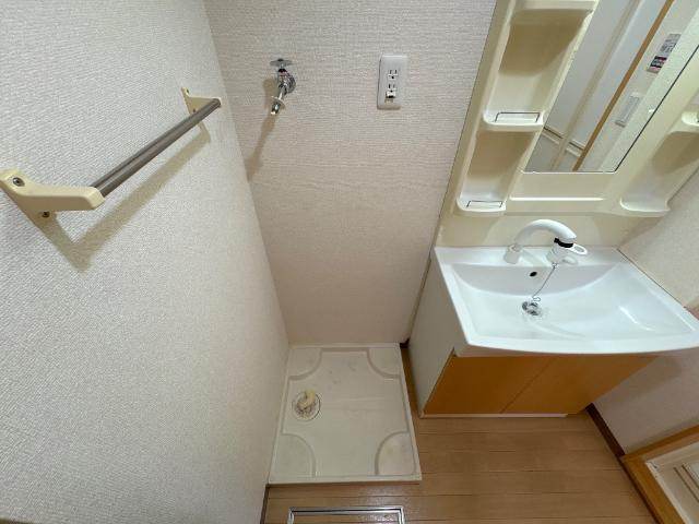 Ｌａ　Ｖｉｅ　ｅｎ　ｒｏｓｅ　ｈｉｌｌの洗面所|洗濯機置場