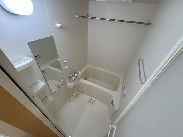 Ｌａ　Ｖｉｅ　ｅｎ　ｒｏｓｅ　ｈｉｌｌの浴室|バス