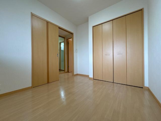 Ｌａ　Ｖｉｅ　ｅｎ　ｒｏｓｅ　ｈｉｌｌの内装|洋室