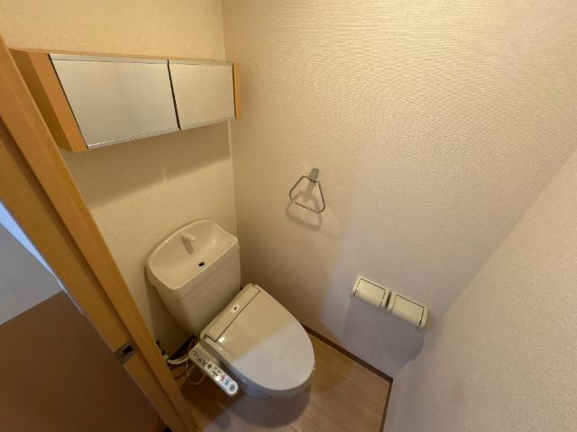 Ｌａ　Ｖｉｅ　ｅｎ　ｒｏｓｅ　ｈｉｌｌのトイレ|温水洗浄便座