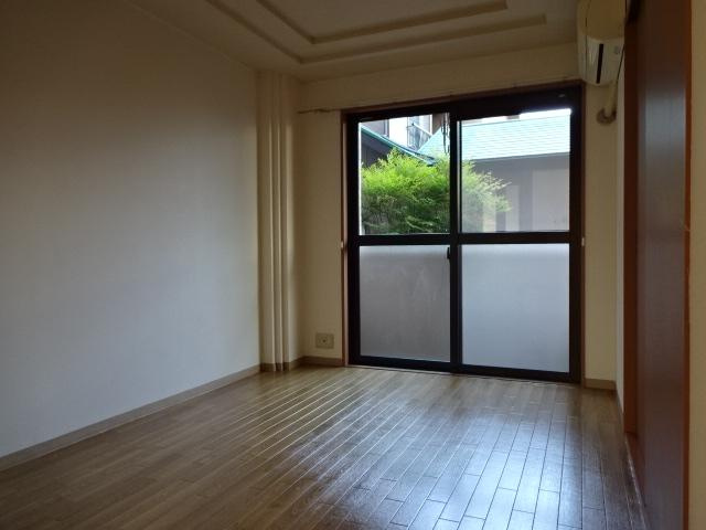 グリーンヒル壱番館の内装|洋室