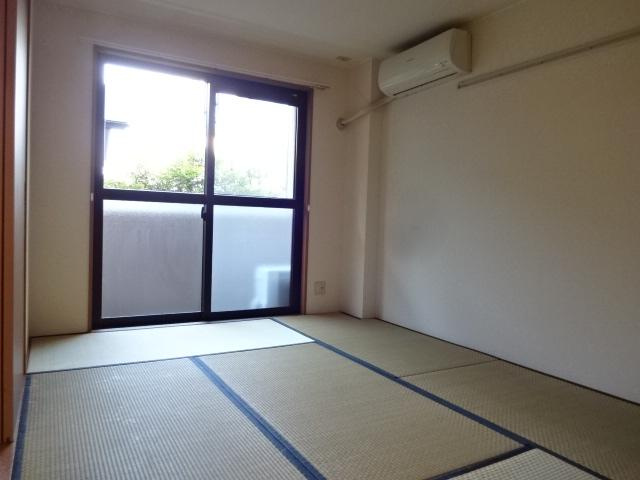 グリーンヒル壱番館の内装|和室