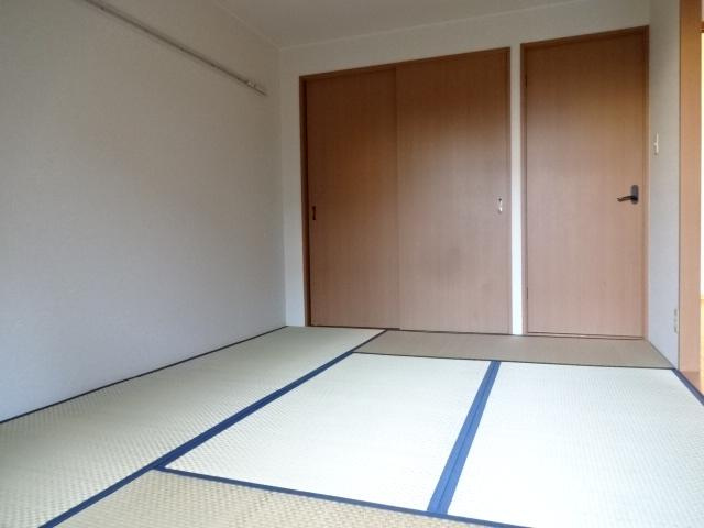 グリーンヒル壱番館の内装|和室