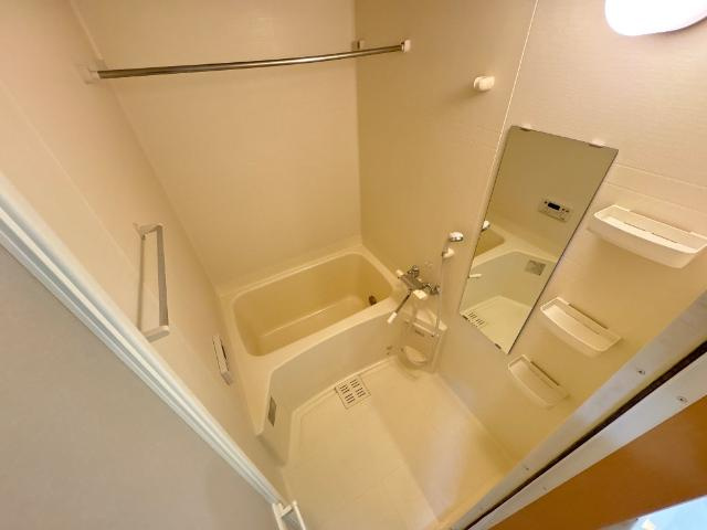 Ｌａ　Ｖｉｅ　ｅｎ　ｒｏｓｅ　ｈｉｌｌの浴室|バス