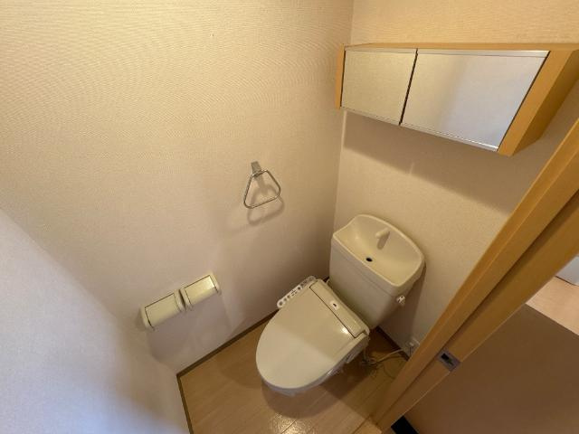 Ｌａ　Ｖｉｅ　ｅｎ　ｒｏｓｅ　ｈｉｌｌのトイレ|温水洗浄便座