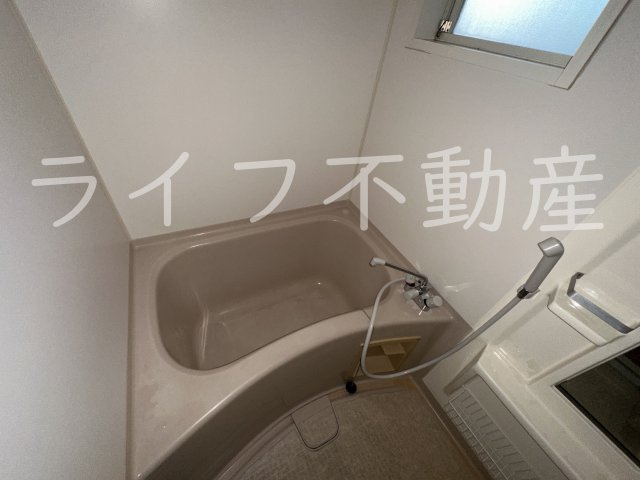 クレスト・シティー・ビューの浴室|きれいなお風呂です