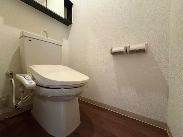 ローズガーデンのトイレ|シャワー付トイレ