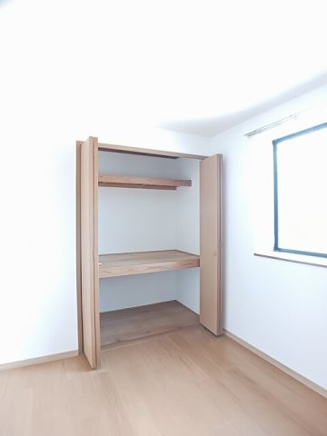 レジデンスサンモールの収納|小物を収納するのに便利です
