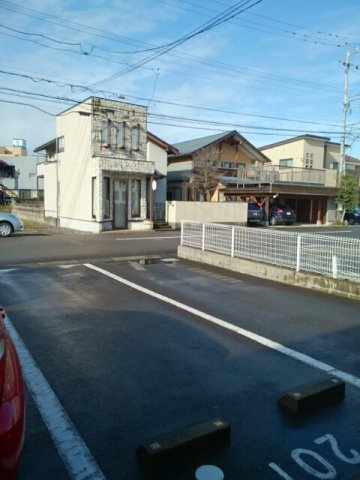 ホープ・ハルルンの駐車場