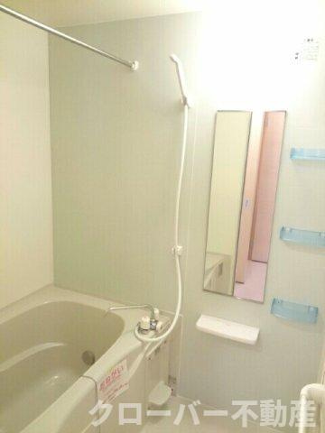 秋桜ミディの浴室