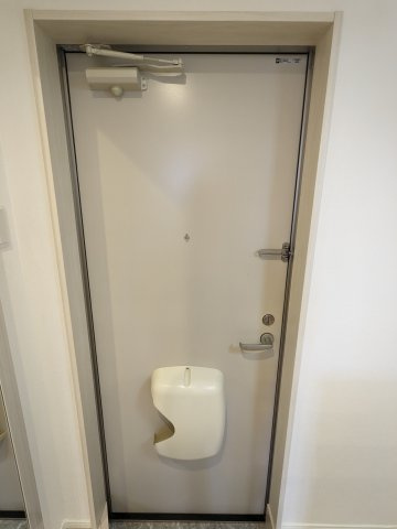 ハーモニーテラス萩原町の玄関|103号室