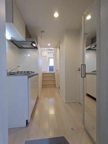 ハーモニーテラス萩原町の玄関|103号室