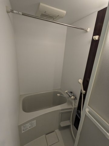 ハーモニーテラス萩原町の浴室|103号室