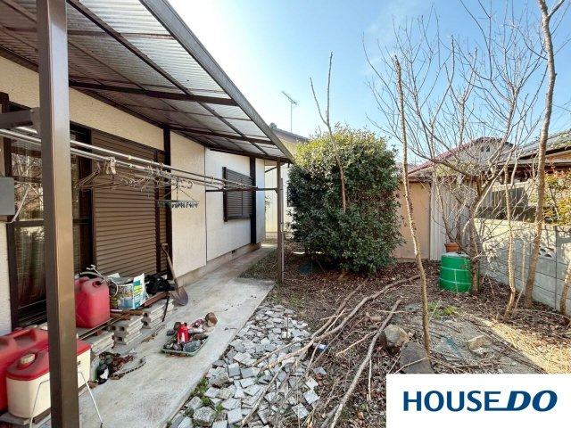 中古戸建　足利町江川町4丁目の前面道路含む現地写真