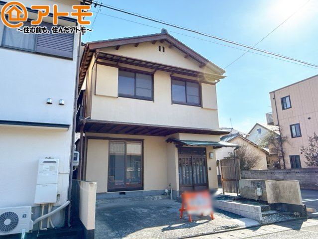【外観】 | 焼津市石津中町　中古戸建 | どっしりとした外観は安心感のあるマイホームを実感できますね♪