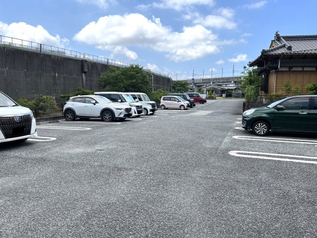 ガーデンハウスＳ・Ｋ　Ⅱの駐車場