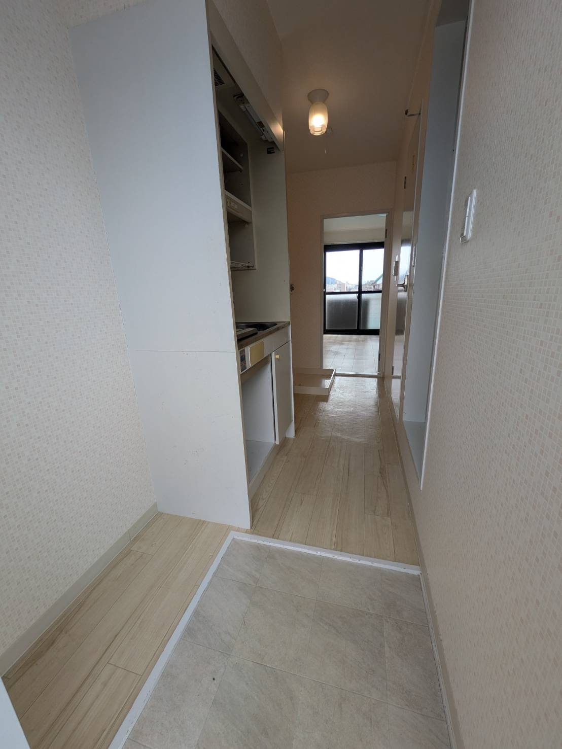 ハイツアウスレーゼの玄関