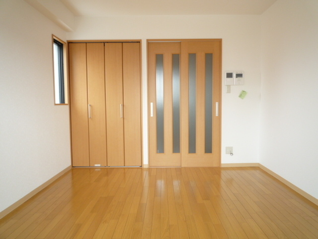 ロッソ北花田の居間・リビング