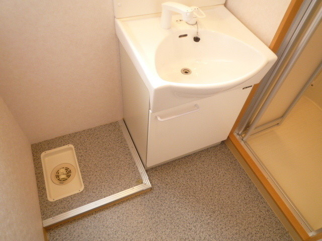 ロッソ北花田の独立洗面台