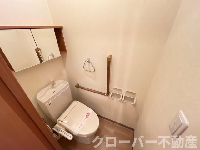 アルテピアッツァのトイレ|シャワー付トイレ