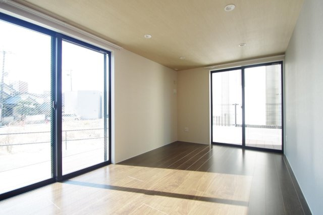 ユニキューブ水前寺IIBプレミアムの洋室