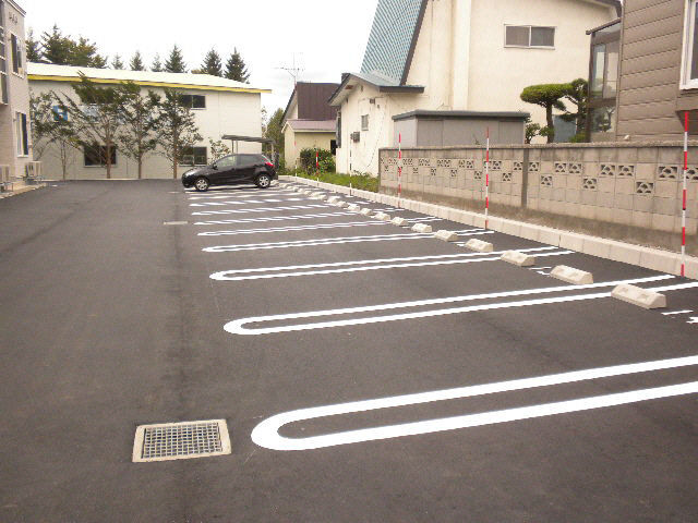 B・Bグレイスの駐車場
