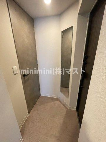 ミラージュパレス本町Departの玄関