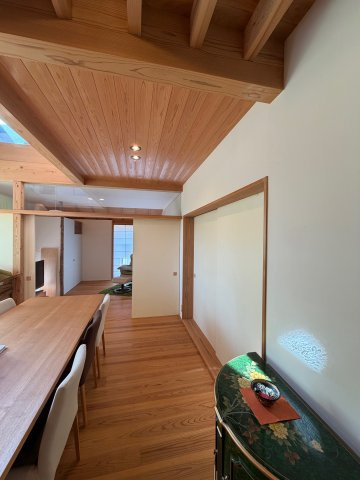 丹波篠山市東岡屋　中古戸建の内装|無垢材のぬくもりある室内♪　
