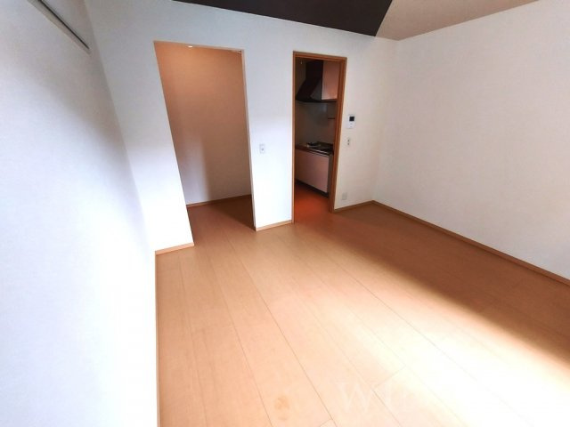 ラ・カルティエの居間・リビング|イメージ（同建物内別部屋の写真です）