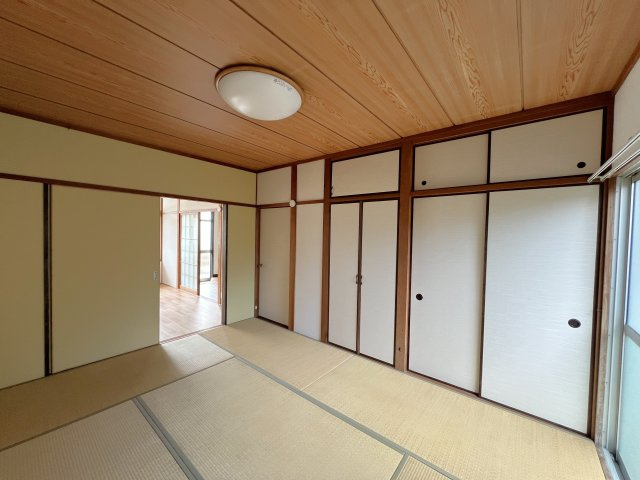 津山口Fアパートの和室