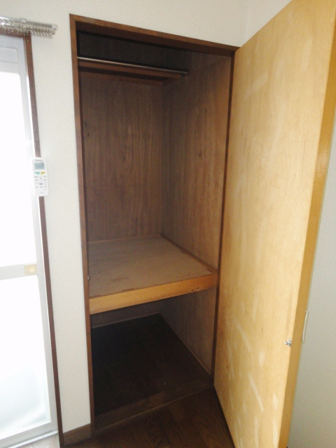 シャンタルⅡ【キャッシュバック対象物件】の収納|大きなスペースがあり、収納には困りません