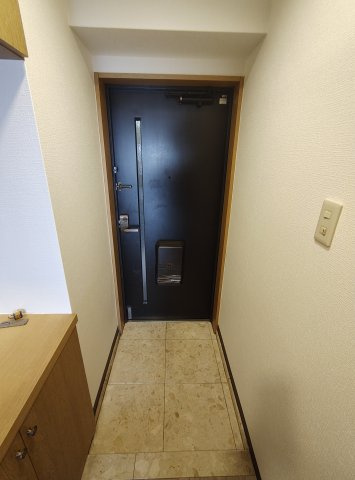 サンビルダー城ノ下の玄関