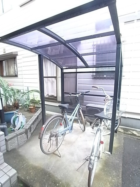 ロージェ西灘の外観