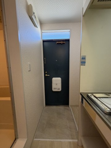 ハイツアウスレーゼⅠの玄関