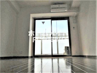 【居間・リビング】 | エグゼ大阪BAY | 使いやすいリビングです