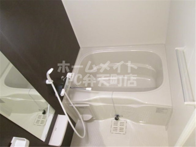 【浴室】 | エグゼ大阪BAY | コンパクトで使いやすいお風呂です