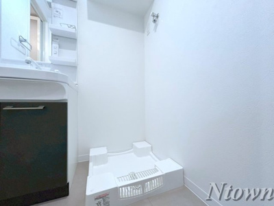 【設備】 | ArtizA金山 | 洗濯機置き場です。