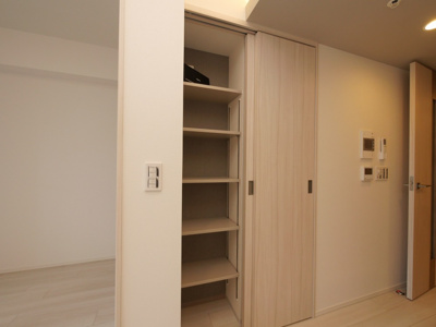【収納】 | コンフォリア・リヴ北浜淡路町