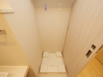 【洗面所】 | コンフォリア・リヴ北浜淡路町