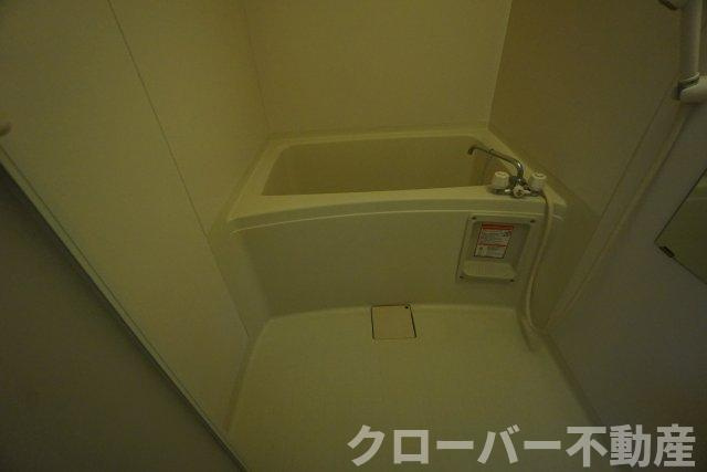 西平山コーポの浴室