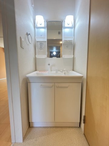 ラフレシールⅡの洗面所