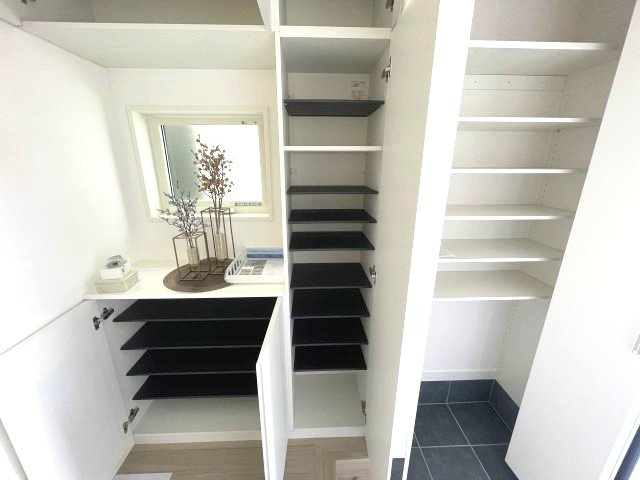 佐伯区五月が丘2丁目　№36772の収納|シューズボックス付き